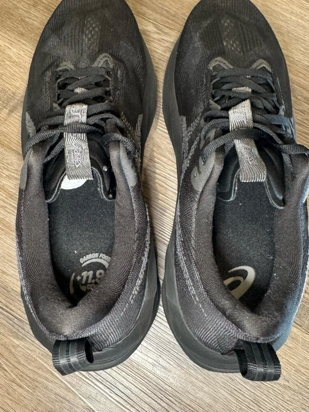 ASICS NovaBlast 5 Black Athletic Running Sneakers